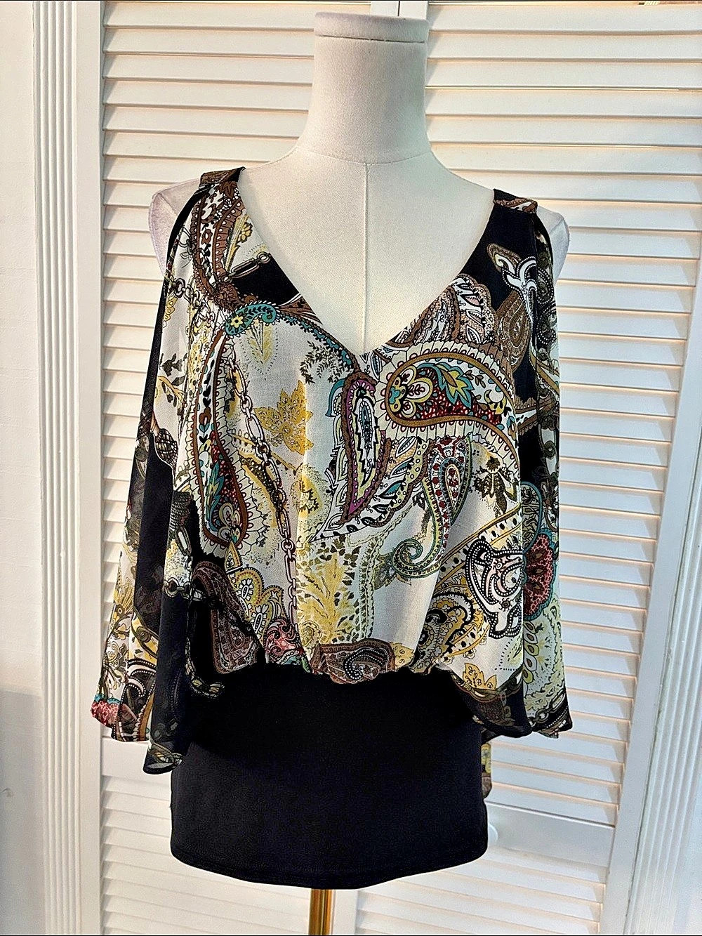 Or a Fargo Paisley Blouse in Black & Multicolor, M